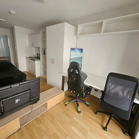 Modern Apartment Self Check In Núremberg Exterior foto